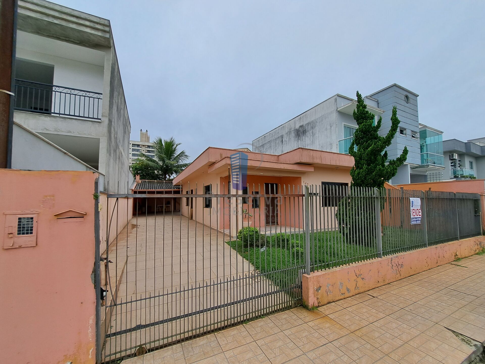 Casa à venda com 3 quartos, 200m² - Foto 22