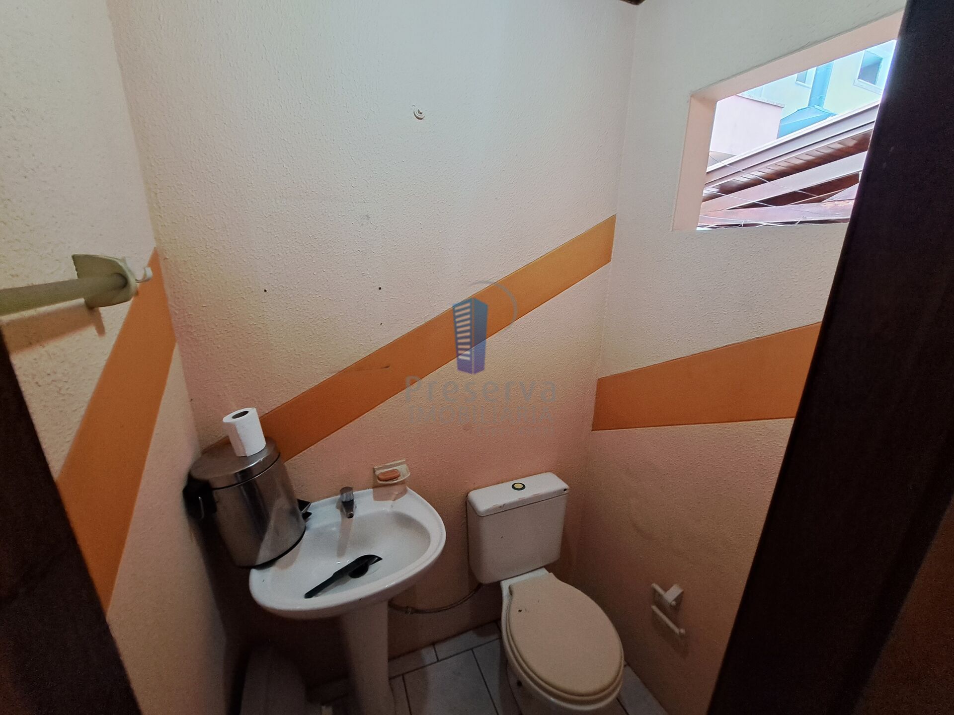 Casa à venda com 3 quartos, 200m² - Foto 19