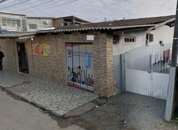 Casa, 2 quartos, 180 m² - Foto 1