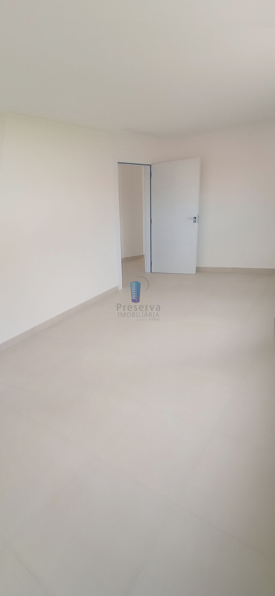 Apartamento à venda com 2 quartos, 70m² - Foto 17