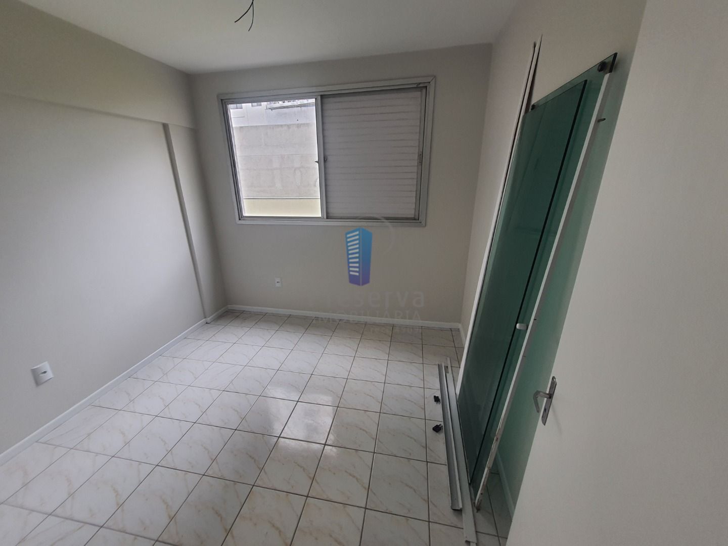 Apartamento para alugar com 2 quartos, 55m² - Foto 7