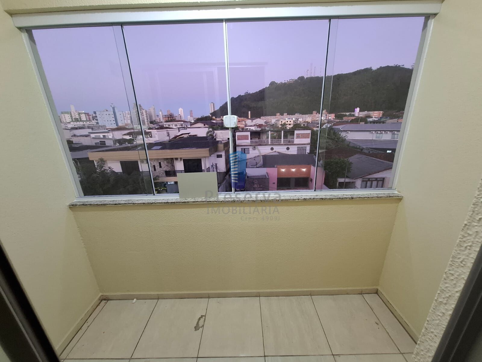 Apartamento para alugar com 2 quartos, 60m² - Foto 4