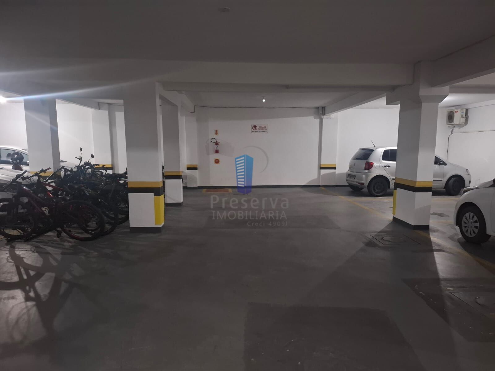 Apartamento para alugar com 2 quartos, 60m² - Foto 11