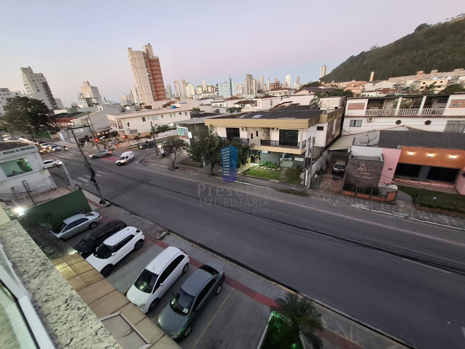 Apartamento para alugar com 2 quartos, 60m² - Foto 12