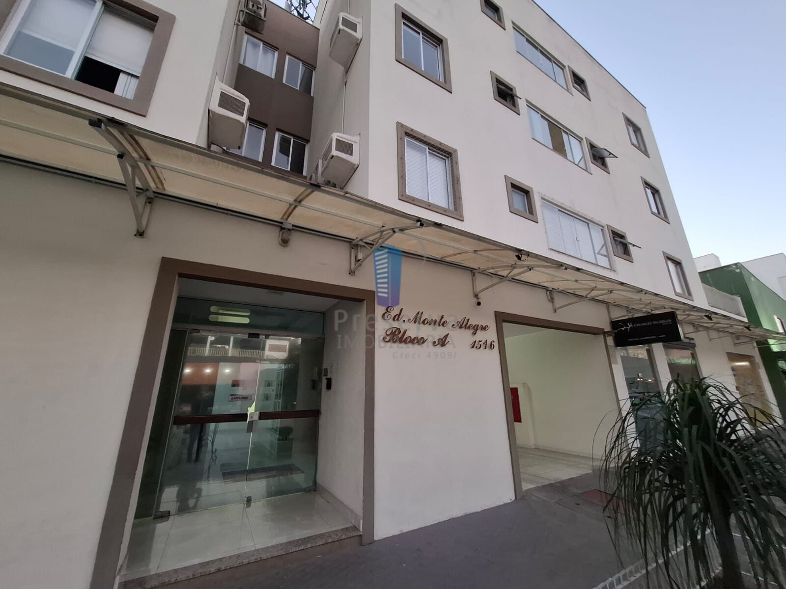 Apartamento para alugar com 2 quartos, 60m² - Foto 1