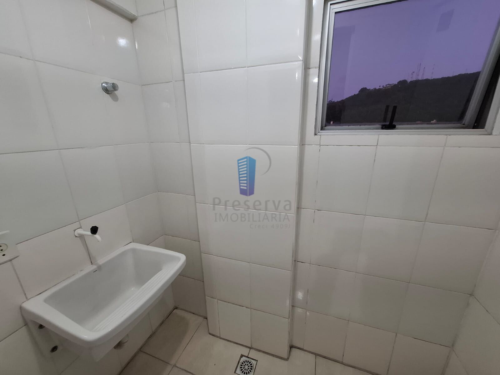 Apartamento para alugar com 2 quartos, 60m² - Foto 9