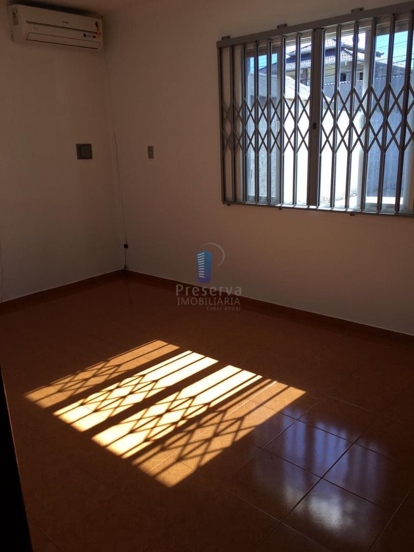 Casa à venda com 2 quartos, 108m² - Foto 16