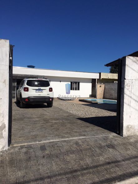 Casa à venda com 2 quartos, 108m² - Foto 3