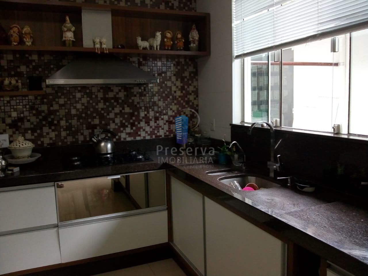 Casa à venda com 3 quartos, 300m² - Foto 5