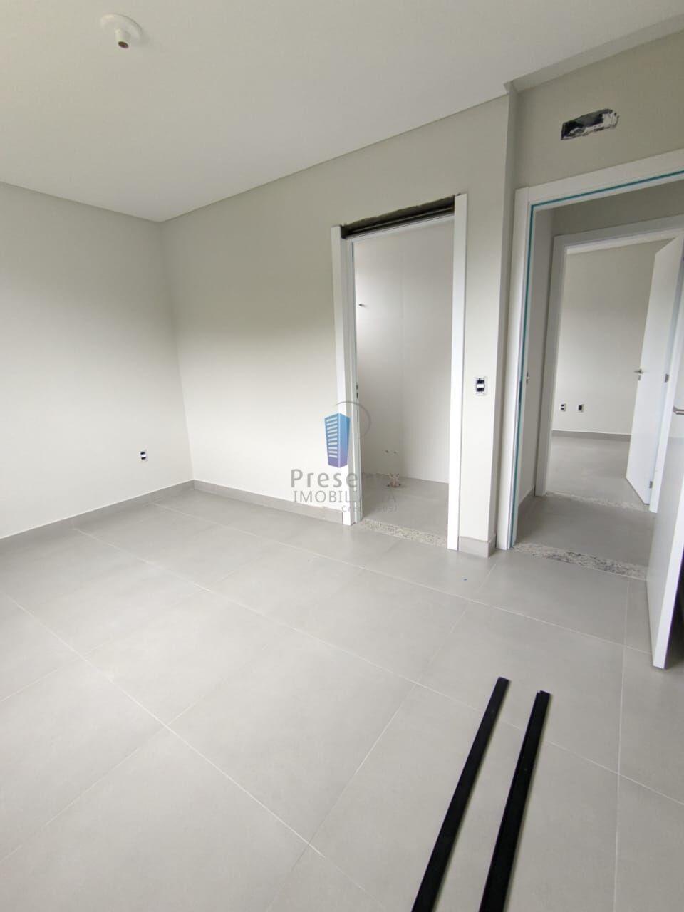 Apartamento à venda com 3 quartos, 80m² - Foto 6