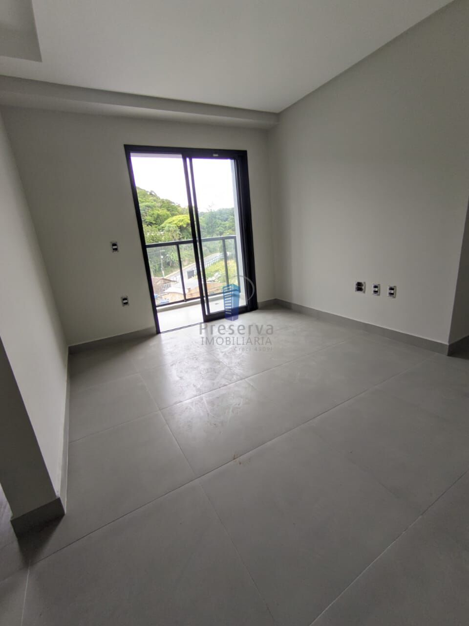 Apartamento à venda com 3 quartos, 80m² - Foto 3