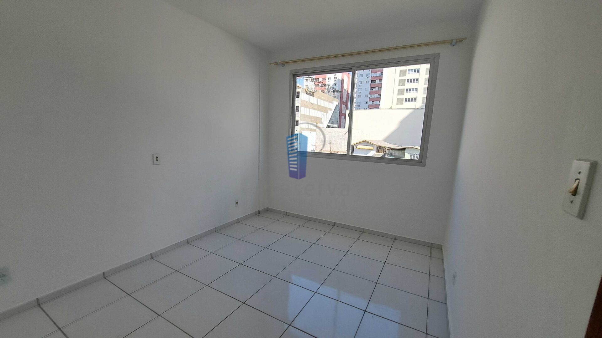 Apartamento para alugar com 2 quartos, 80m² - Foto 8