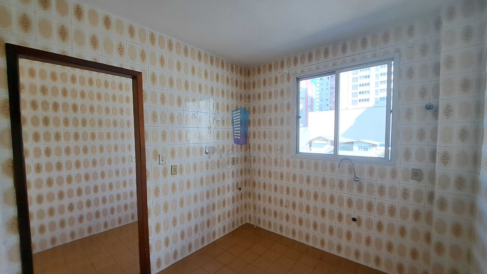 Apartamento para alugar com 2 quartos, 80m² - Foto 9