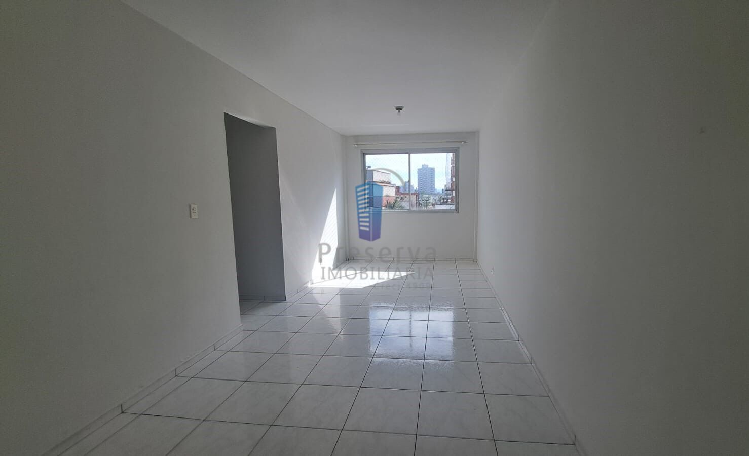 Apartamento para alugar com 3 quartos, 90m² - Foto 1