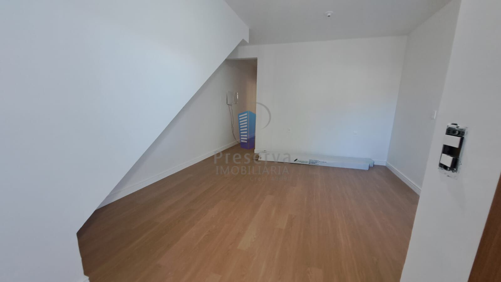 Apartamento à venda com 3 quartos, 86m² - Foto 2