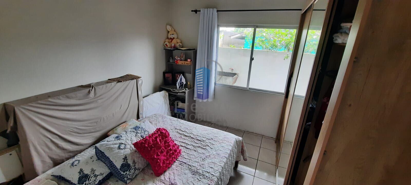 Casa à venda com 3 quartos, 96m² - Foto 6