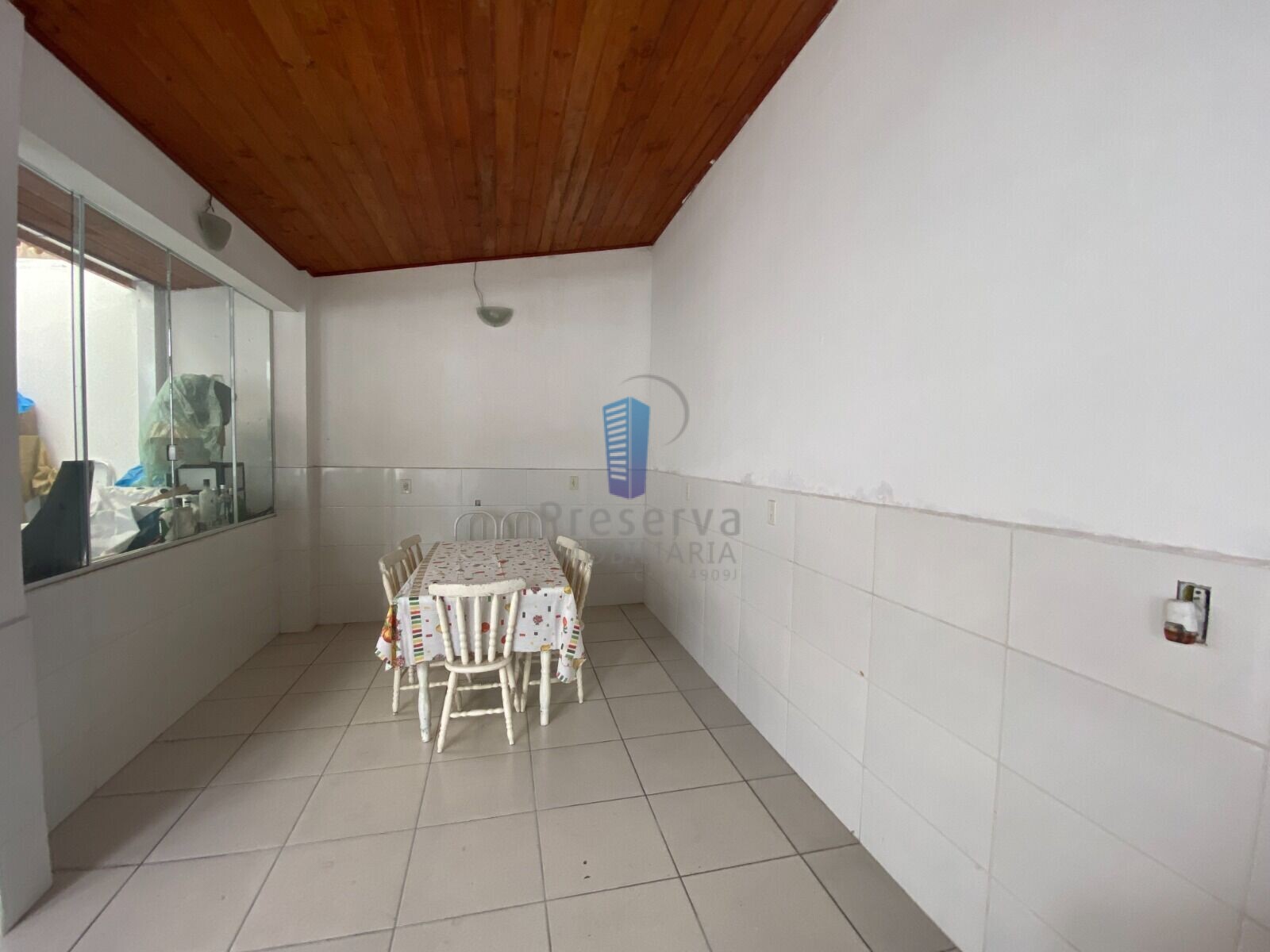 Casa à venda com 3 quartos, 240m² - Foto 14