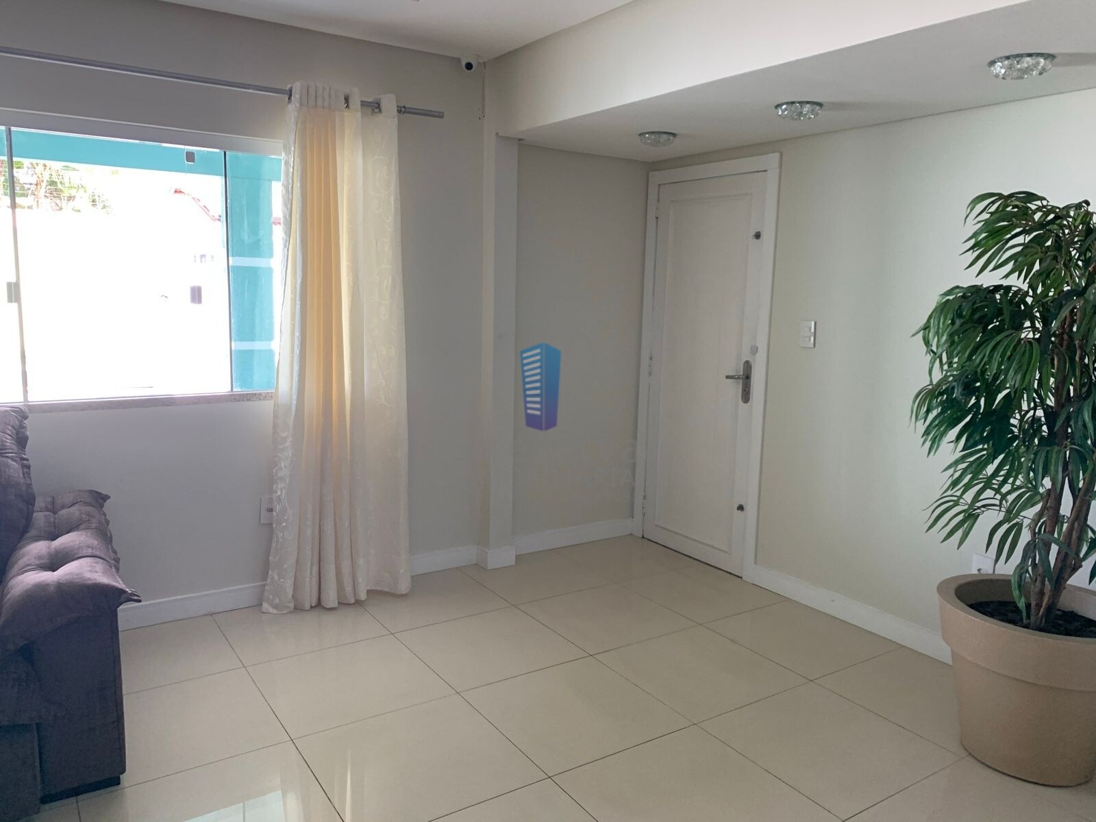 Casa à venda com 2 quartos, 100m² - Foto 6