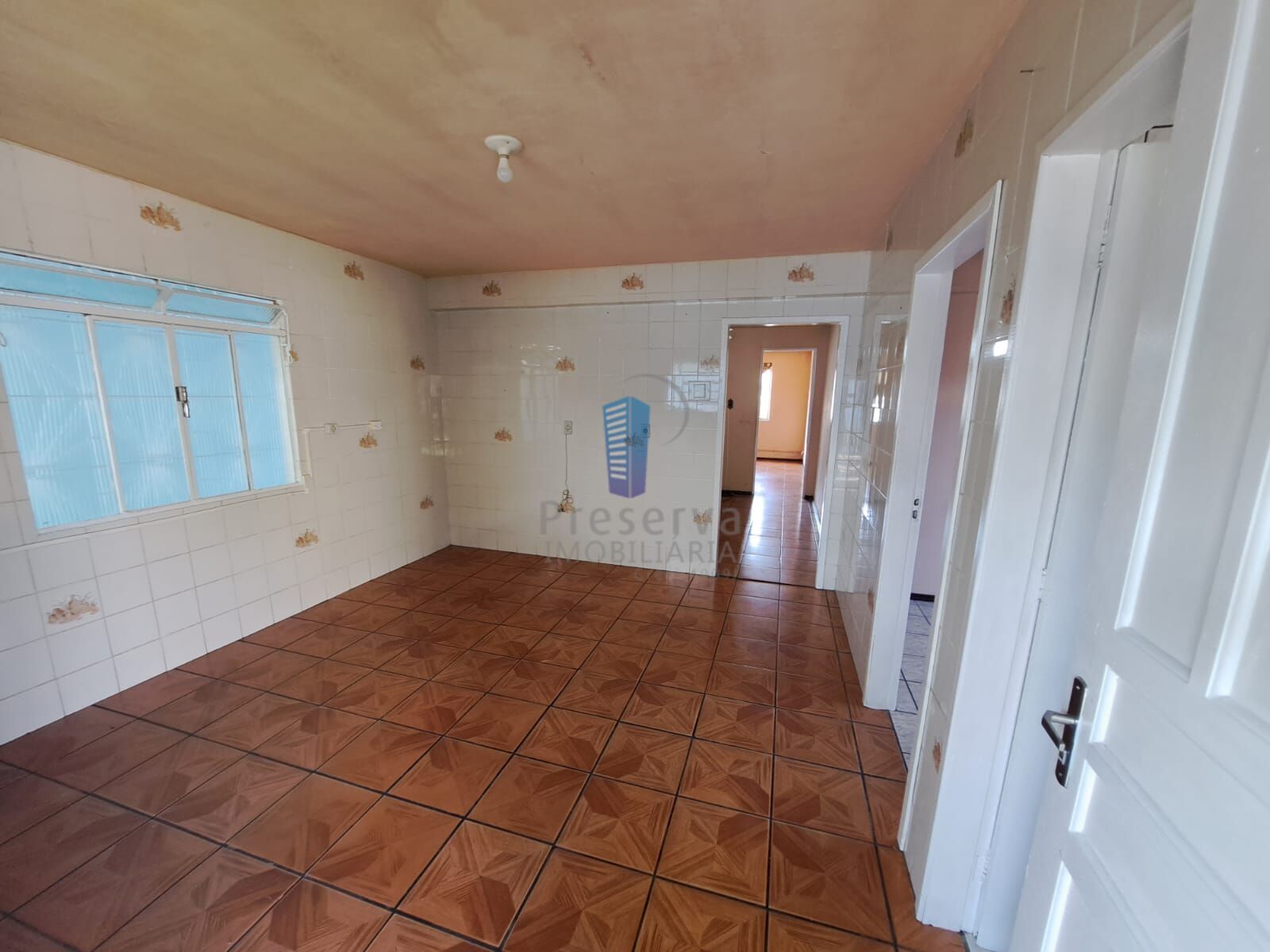 Casa à venda com 3 quartos, 180m² - Foto 11