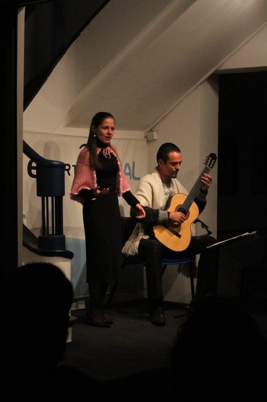 Andiara Mumbache (soprano) e Marcel Estivalet (violão) | Foto: Igor Sperotto