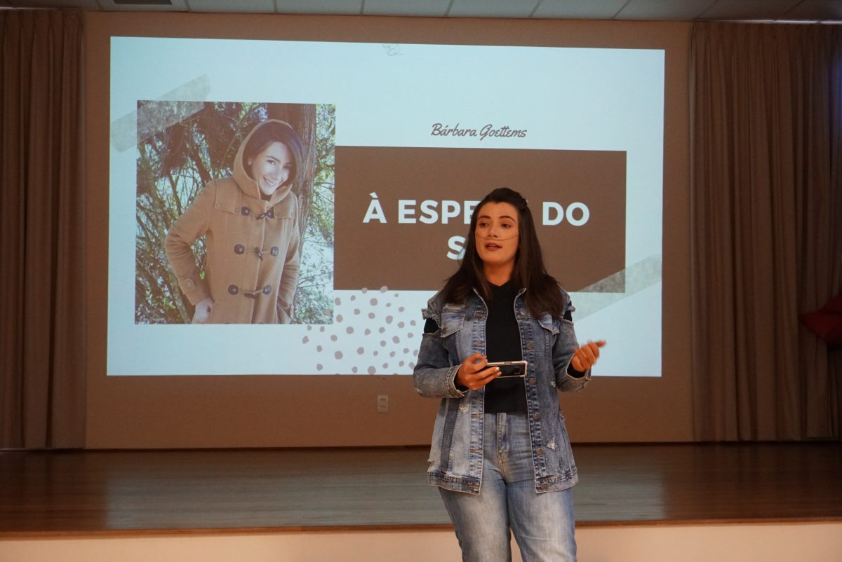 Cultura Doadora do Colégio Anchieta, em Porto Alegre | Bárbara Manchini Goettems, 23 anos, na lista de espera por doação de pulmão | Foto: Igor Sperotto