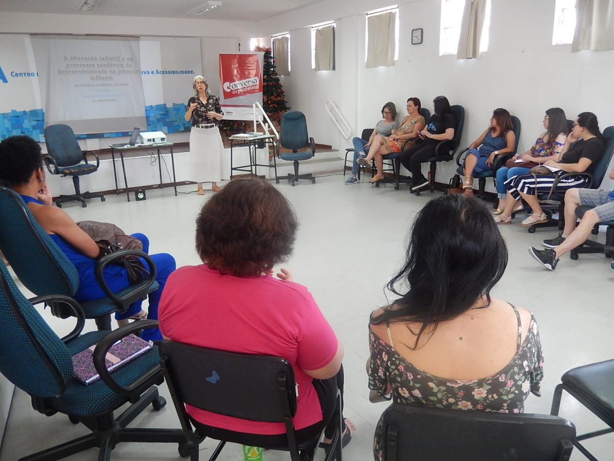 Conversa de Professor em Canoas sobre a Primeirissima infância. ministrada por Ângela Coronel da Rosa | Foto: Glaci Borges