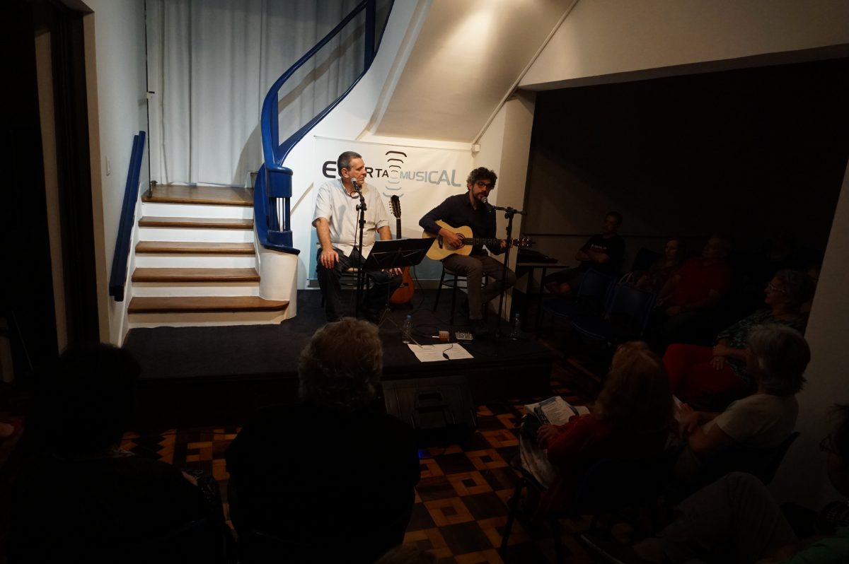Paulo Nunes e Victor Mendes apresentam A letra e a voz | Foto: Igor Sperotto