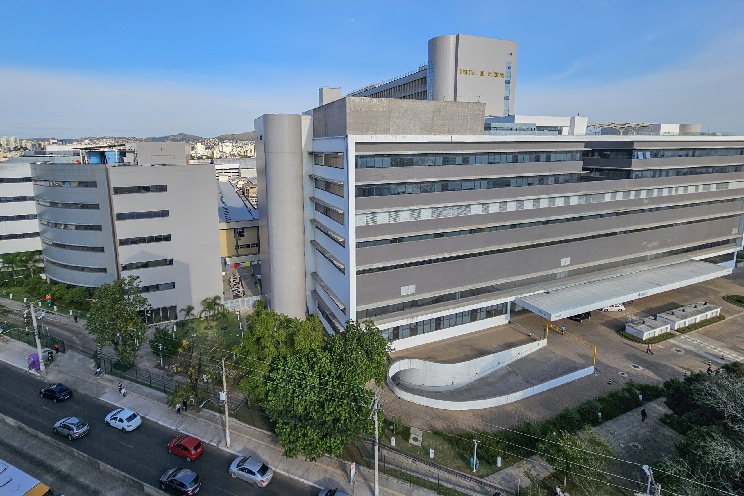 Hospital de Clínicas de Porto Alegre, referência em transplantes de órgãos no país