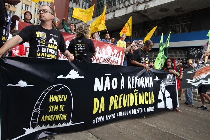 Manifestações Porto Alegre