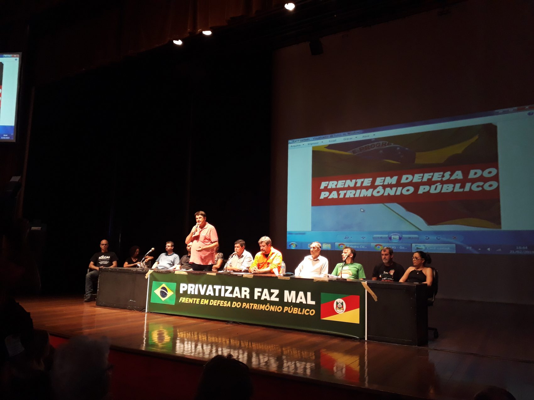 Frente defende realização de plebiscito para que a população avalie privatizaçãoes