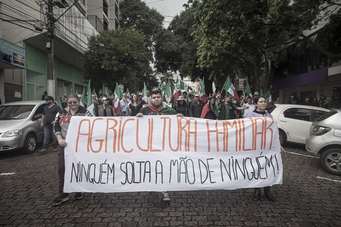 Marcha de pequenos produtores contra a reforma da Previdência