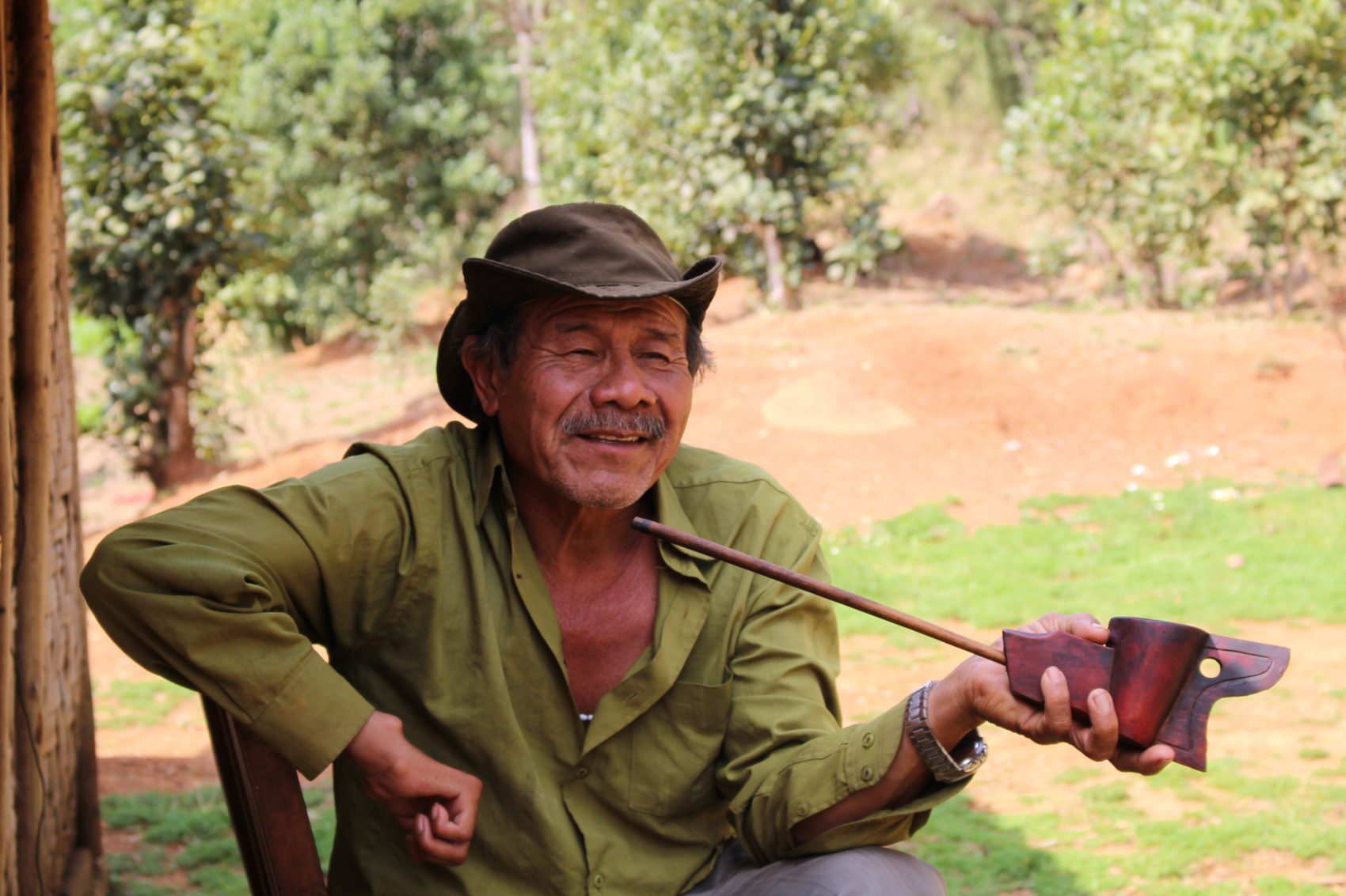 Nelson Florentino, líder indígena na Terra Indígena de Rio d’Areia e autor das 18 obras que compõem o livro Histórias de um Guarani