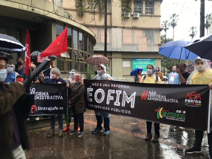 Mobilização da Frente dos Servidores Públicos (FSP-RS) articulada pelos sindicatos e associações no final de setembro, contra a reforma administrativa