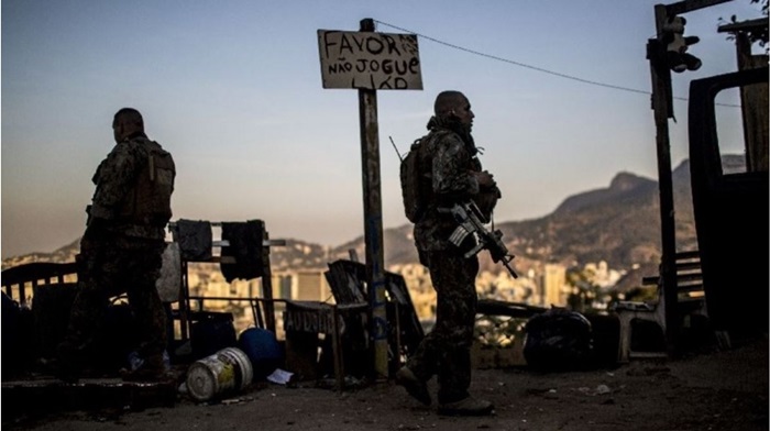 No Rio de Janeiro, as milícias não são mais um poder paralelo, mas o próprio Estado