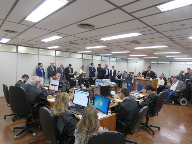 Sessão da 6ª Câmara Cível do TJRS durante o julgamento da Recuperação Judicial da Aelbra, em outubro de 2019