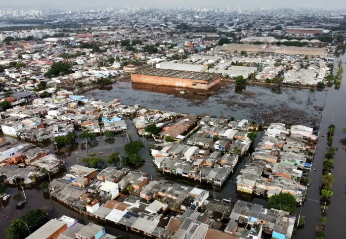 Rio Grande do Sul tem 616 mil pessoas fora de casa e chuvas persistem