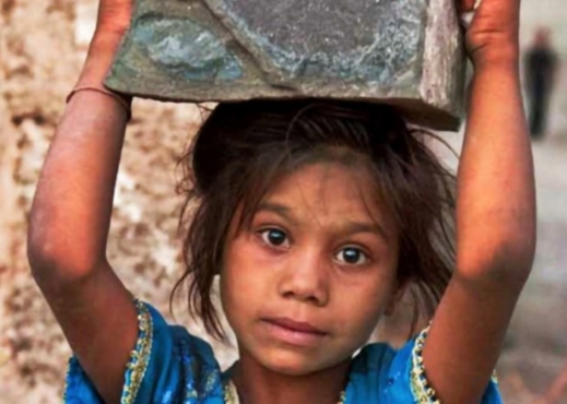 Uma em cada dez crianças no mundo trabalha para sobreviver | Foto: Vatican News/ Reprodução