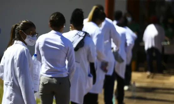 Cursos de medicina privados perdem valor com expansão da oferta de vagas | Foto: Marcelo Camargo/Agência Brasil
