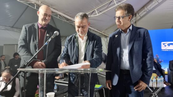 Acordo foi assinado pelo HUSM, pela Ebserh e pela Conab. Foto - Fabiane Echel. (1) | Foto: Fabiane Echel/ Divulgação