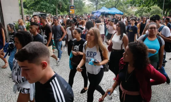 A juventude não é preguiçosa - pensa o mundo diferente | Foto: Fernando Frazão/Agência Brasil