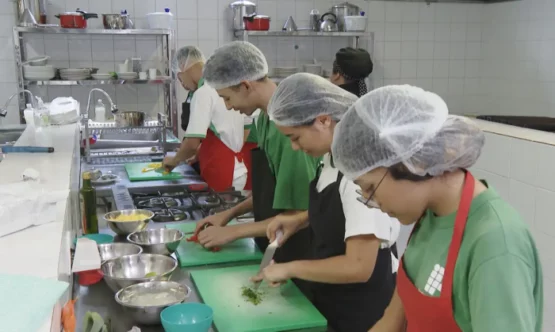 Desemprego atinge menor taxa em 13 anos