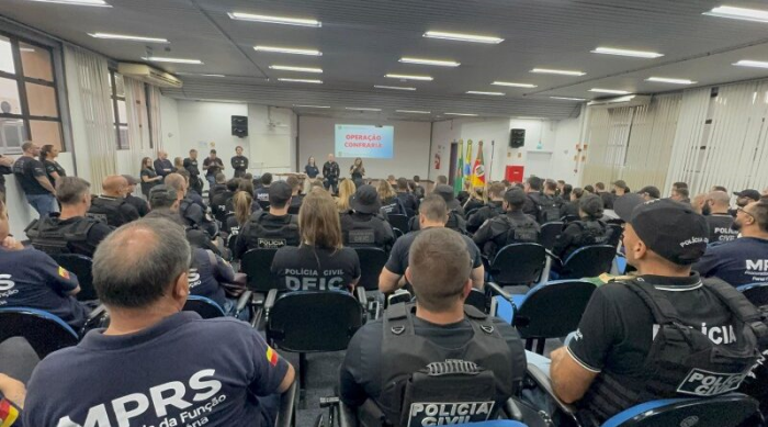 Delegacias pegando fogo e cidades com um só policial civil no RS