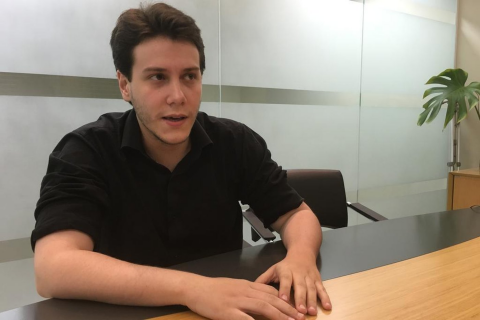 Violência na web prolifera no Brasil e tem estudantes, professores e diretores de escolas como alvos