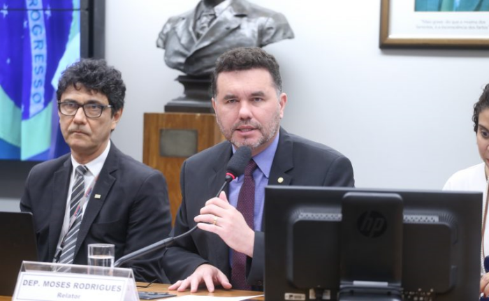 Novo Plano Nacional de Educação avança no Congresso, mas enfrenta desafios históricos para sair do papel