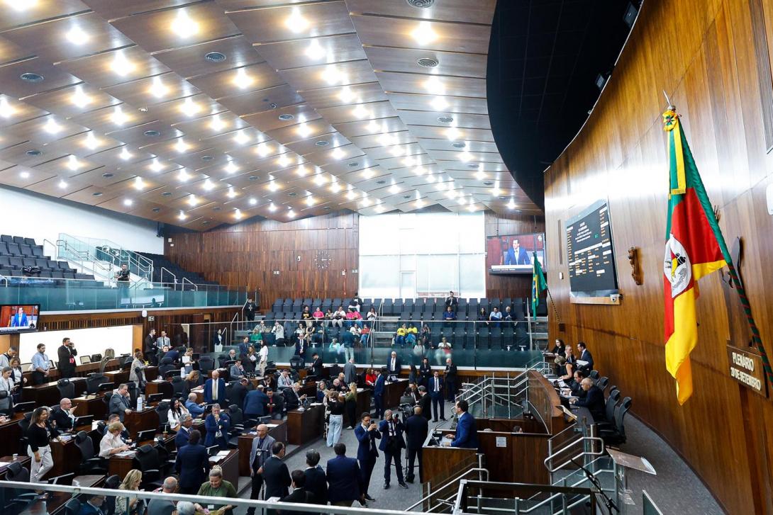Maria da Penha nas escolas tem aprova&ccedil;&atilde;o na Assembleia