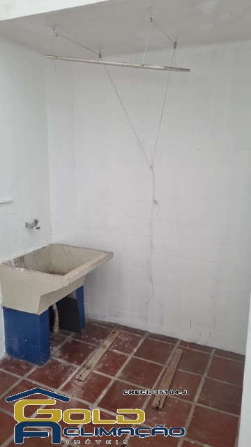 8469fc72-ad4e-4026-a988-520c0916275b-GOLDIMOVEIS CASA Ipiranga 652 Casa sobrado com 74m2, 2 quartos e 01 vaga de garagem