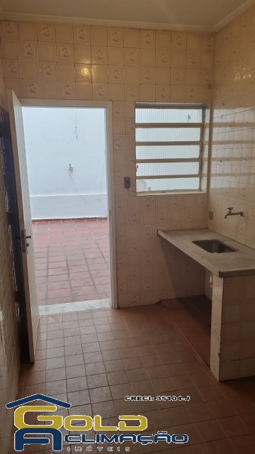 92f321ca-f5bf-4a91-a12d-ed25c12f66f9-GOLDIMOVEIS CASA Ipiranga 654 Casa sobrado com 74m2, 2 quartos e 01 vaga de garagem