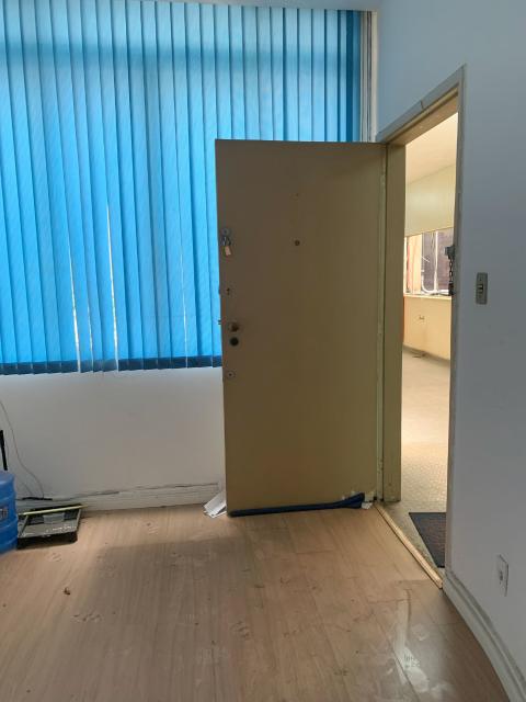 c34616cd-2ccc-4b7f-9a6a-93f5aeec7b99-GUALBERTO COMERCIAL Republica 40 COMERCIAL VENDA CENTRO,  40m² 