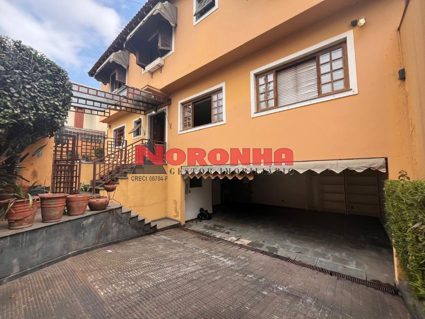 3ecc9283-91b3-4744-a588-b4563164d1b3-NORONHA SOBRADO AGUA FRIA 16858 Casa a venda na Água Fria.