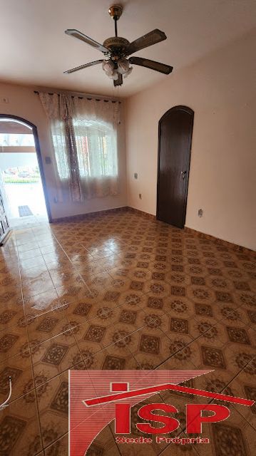2cb518ce-b3e3-4ed8-bd73-6573e8208562-SANTAPAULA SOBRADO Santa Paula 1304 Excelente sobrado para locação residencial ou comercial  no Bairro Santa Paula 